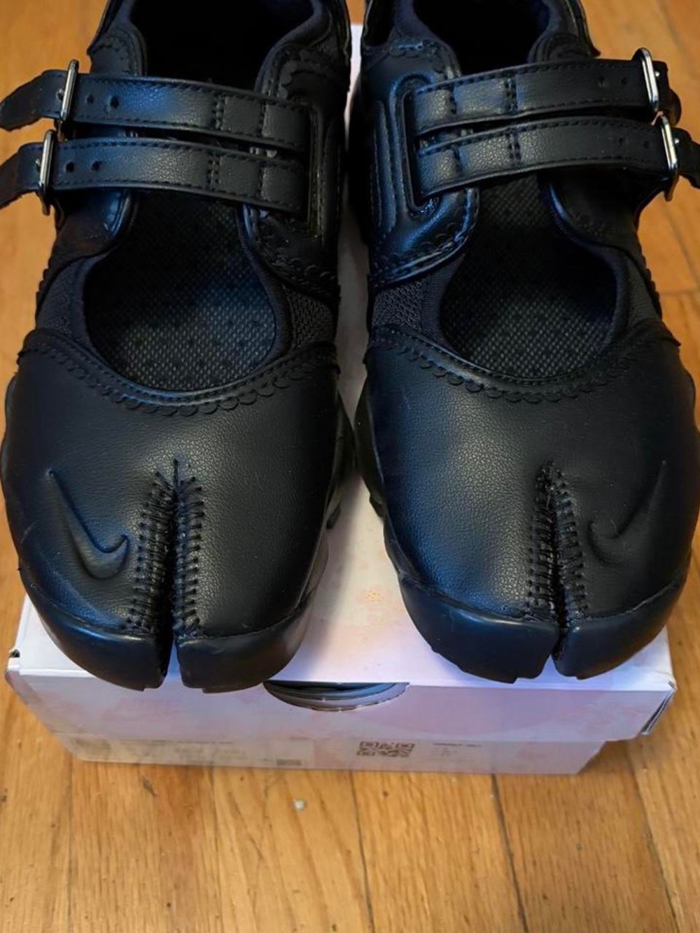 Nike Men’s Black Split-Toe Tabi Sneakers